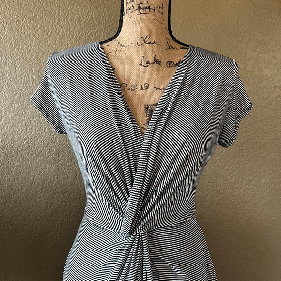 Rolla Coster Causal Wrap Style Twist Front V-Neck Layered Midi Dress - Picture 3 of 7